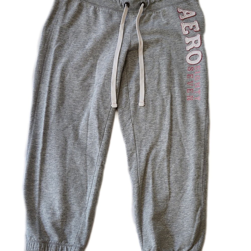 Gray Capri sweatpant /size M